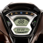 12 People_S_125_det_18