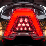 9 People_S_125_det_12